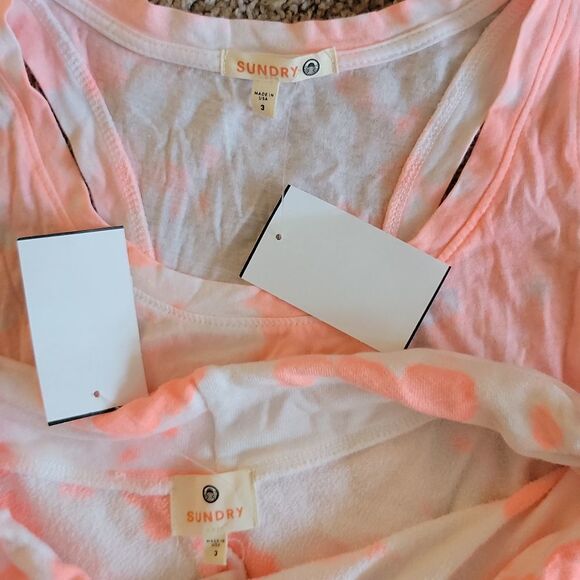 New Sundry Tie Dye Tank and Shorts set size 3 (Large) - Picture 4 of 4